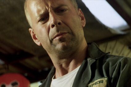 Bruce Willis daba dinero extra al equipo de ‘Armageddon’ al final de cada semana. «Es tan buen tío»