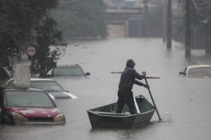 Aumentan a 148 los muertos por inundaciones en el sur de Brasil