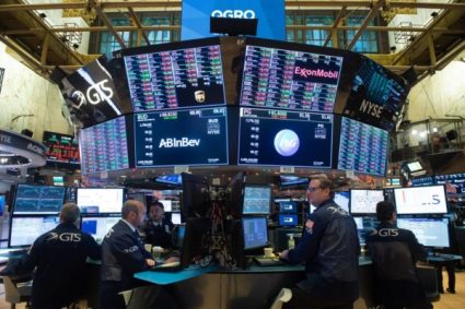 Wall Street cierra en verde tras los resultados de Cisco Systems y la reunión EEUU-China