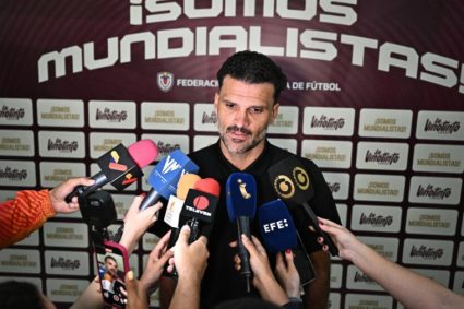 Oswaldo Vizcarrondo será el técnico interino de la Vinotinto
