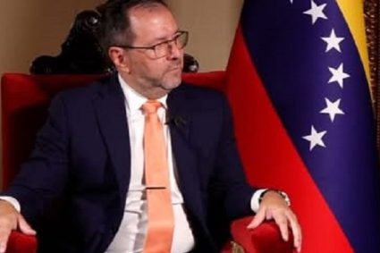 Canciller Yván Gil niega acusaciones de narcotráfico y asegura que Venezuela está preparada para disuadir conflictos