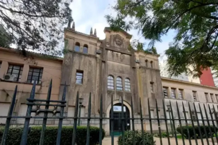 ¡Inaceptable! Maestra argentina atacó a una niña venezolana por defender a su compañera: ‘Vuélvase a su país’