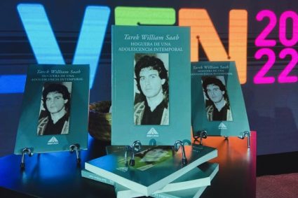 Tarek William Saab ilumina la literatura con ‘Hoguera De Una Adolescencia Intemporal’