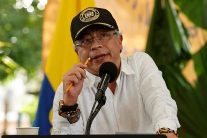 Gustavo Petro vuelve a sorprender al afirmar que no reconoce al gobierno de Nicolás Maduro