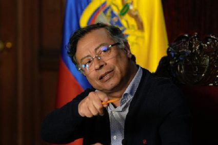 Gustavo Petro anunció la llegada del colombiano que sobrevivió el ataque a narcosubmarino realizado por EEUU