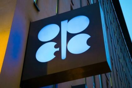 OPEP+ decidirá este domingo si sigue en noviembre con su aumento mensual de producción