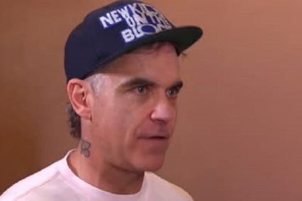 La dura confesión del cantante Robbie Williams sobre su salud mental: ‘Estoy aterrorizado’