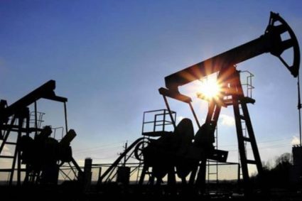 Petróleo de Texas sube un 3,72% con el mercado atento a las conversaciones entre EE.UU. e Irán