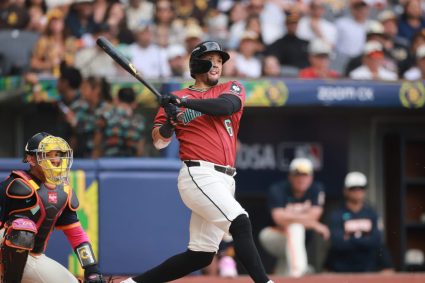 Ildemaro Vargas supera récord de Pablo Sandoval en la MLB