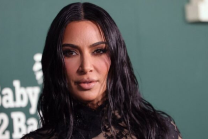 Filtran fotos de Kim Kardashian de adolescente y las redes enloquecieron