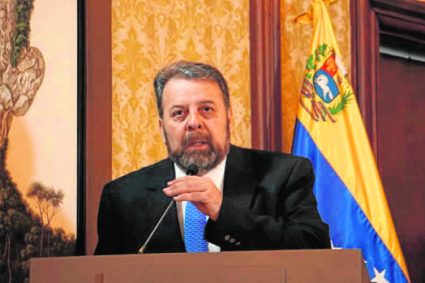 Timoteo Zambrano la nueva propuesta para sustituir a Gladys Gutiérrez como nuevo embajador de Venezuela en España