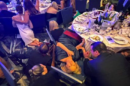 Habló el invitado que siguió comiendo su cena tranquilamente en medio del tiroteo de la gala de Corresponsales la Casa Blanca