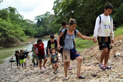 EEUU aporta a Panamá tres millones de dólares para limpiar el Darién por crisis migratoria