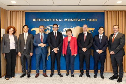 El equipo económico venezolano se reunió con la directiva del Fondo Monetario Internacional