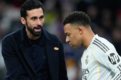Mbappé y Arbeloa protagonizan un cruce de declaraciones