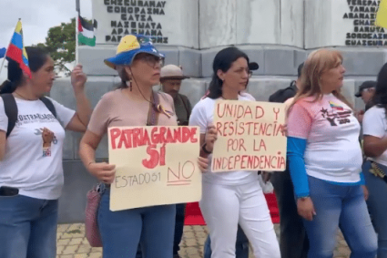 Chavistas protestaron en Caracas: “No al simulacro” y “Yankee, go home”