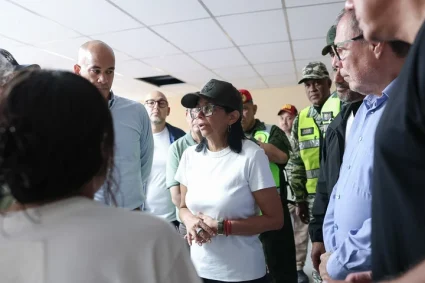 Delcy Rodríguez promete nuevas viviendas antes de que finalice el año tras doble terremoto