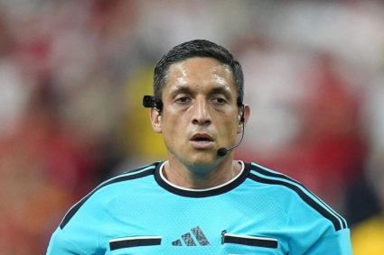 Arbitraje correcto: Valenzuela destacó y Australia frustró a Turquía