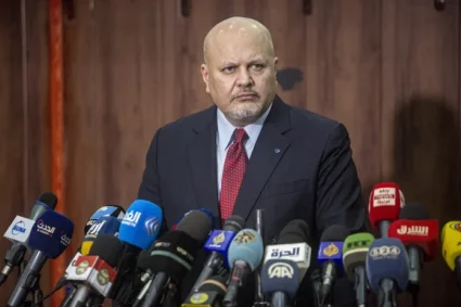 Karim Khan, el fiscal que llevó a CPI a perseguir a Putin y Netanyahu y acabó investigado