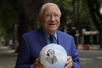 Enrique Macaya Márquez: 18 Mundiales y un Guinness