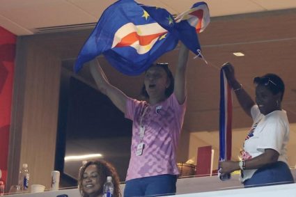 La mamá de Vozinha celebra el histórico empate de Cabo Verde