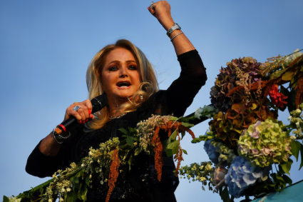 Muere a sus 75 años Bonnie Tyler, icono musical de los años 80