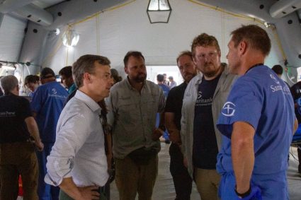 La dura advertencia del encargado de negocios de EEUU sobre reporte de fallecidos por terremotos