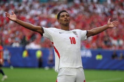 Inglaterra remonta ante Noruega con doblete de Bellingham