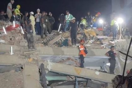 ¡Última hora! 29 días después de los terremotos periodista reporta vida entre escombros de la torre OPP-26 en La Guaira