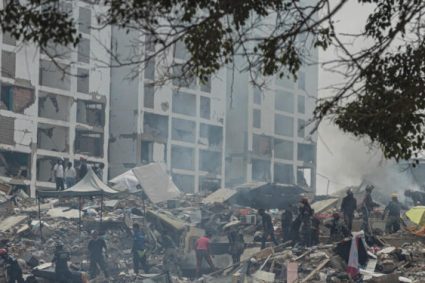 Arriba a La Guaira buque con 1.500.000 litros de diésel para maquinaria de rescate