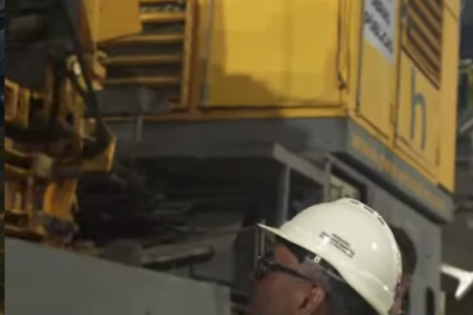 Obras Públicas recibe dos nuevos trenes de trituración para optimizar manejo de escombros en La Guaira