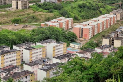 Gobierno nacional estima entregar 600 apartamentos en Mirador de Caiza para octubre