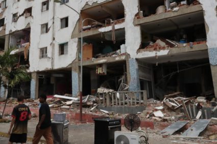 Suben a 35 los españoles muertos en los terremotos de Venezuela y 140 siguen desaparecidos