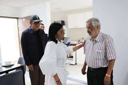 Entregadas 87 viviendas a los afectados por el doble terremoto en Caracas
