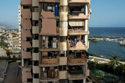 Venezuela busca reparar casi 4.000 viviendas dañadas en La Guaira por los terremotos