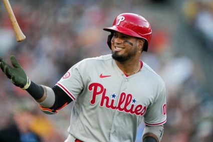 Luis Arráez llega a los Filis para pelear por la Serie Mundial