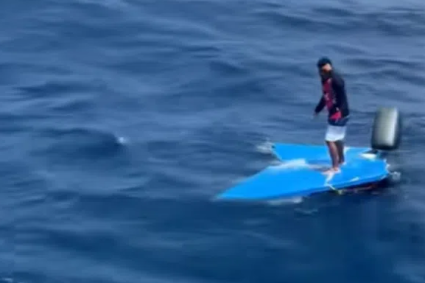 Rescataron la vida de pescador que llevaba cinco días perdido en el mar en Miranda